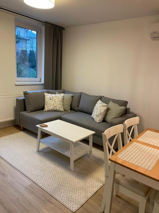 Apartamenty Guzik 22 Krosno Exterior foto
