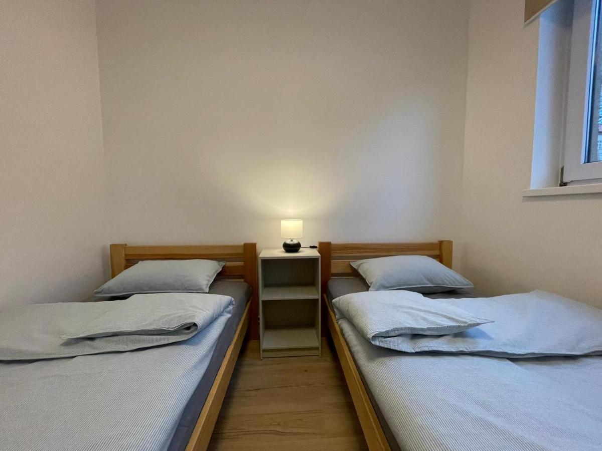 Apartamenty Guzik 22 Krosno Exterior foto